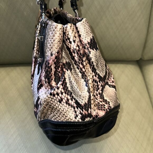Simply Vera Black Tan Pink Shimmery Faux Leather Python Print Shopper Bag Purse - Picture 3 of 14